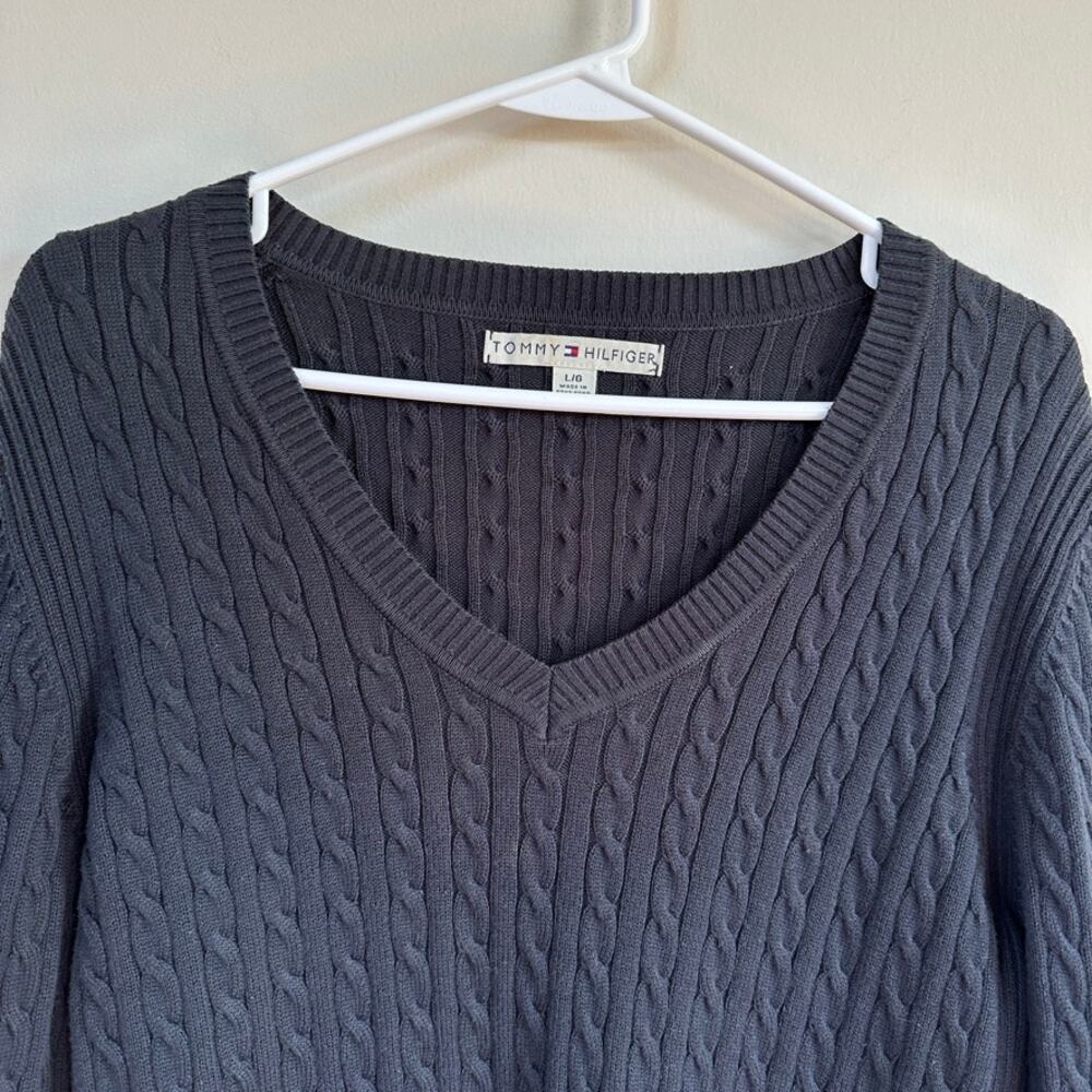 Tommy Hilfiger Vintage Cable Knit Sweater Pullover V-Neck Preppy Classic Black - Picture 2 of 10